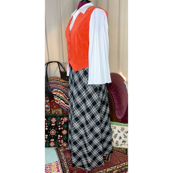 70s Maxi Skirt-Blouse-Vest Outfit - Picture 2 of 14